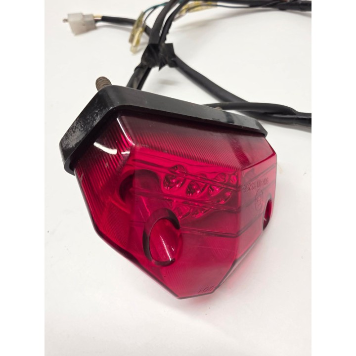 Rieju MRT 50 2T (21) LAMPA TYŁ LED