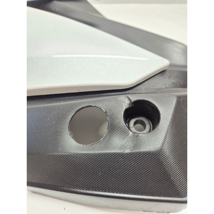 Yamaha XJ6 Diversion (09-16) OWIEWKA BOK OSŁONA LEWA