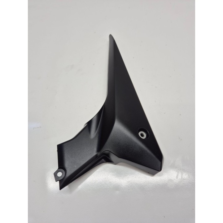 Yamaha XJ6 Diversion (09-16) OSŁONA OWIEWKA WYPEŁNIENIE PRAWE