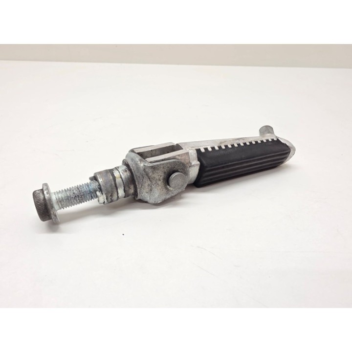 Suzuki SV 650 S (98-02) SET PODNÓŻEK KIEROWCY PRAWY