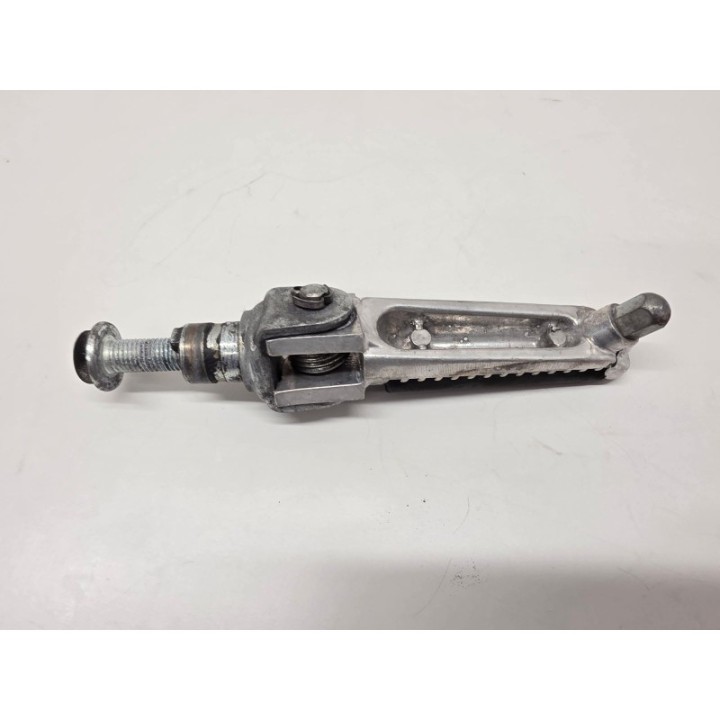Suzuki SV 650 S (98-02) SET PODNÓŻEK KIEROWCY PRAWY