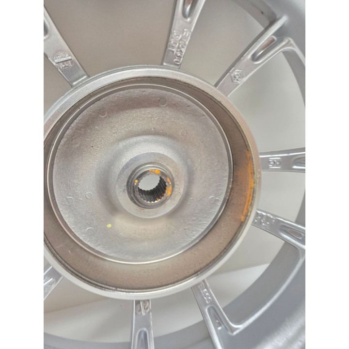 Piaggio Vespa Primavera 50 4T Fi (21) KOŁO OPONA FELGA TYŁ 12"X3.00