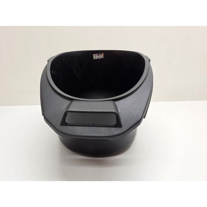 Piaggio Vespa Primavera 50 4T Fi (21) SCHOWEK POD SIEDZENIE