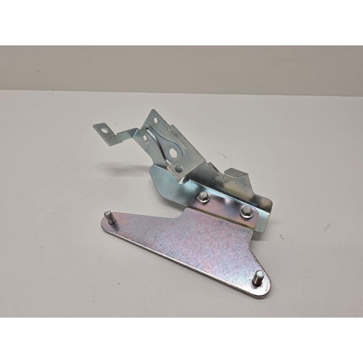 Piaggio Vespa Primavera 50 4T Fi (21) STELAŻ MOCOWANIE UCHWYT