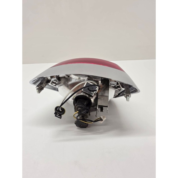 Piaggio Vespa Primavera 50 4T Fi (21) LAMPA TYŁ