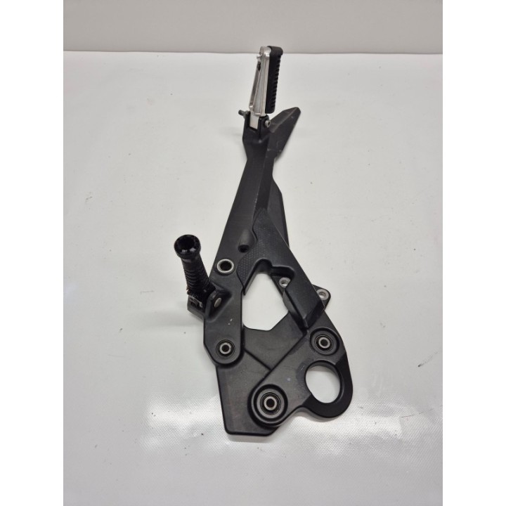 Yamaha XJ6 Diversion (09-16) SET PRAWY PODNÓŻEK