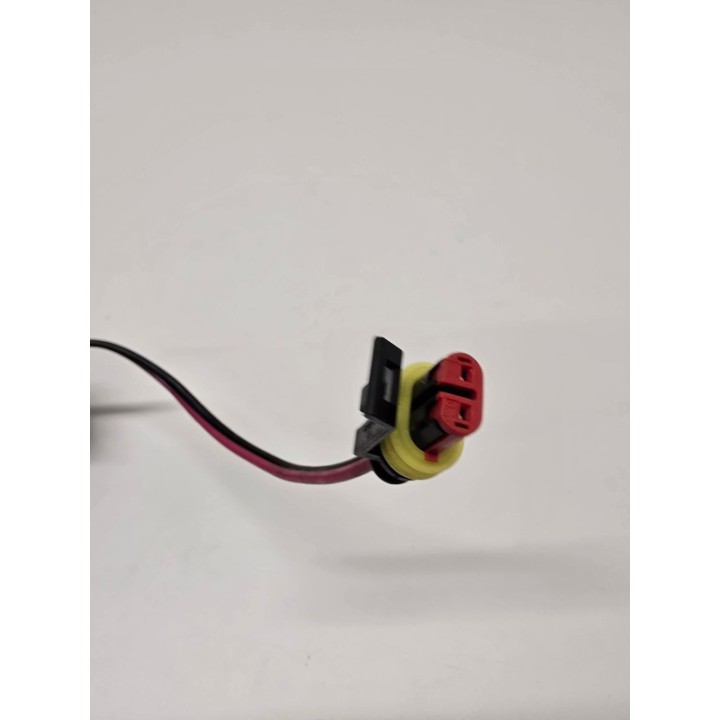 Piaggio Vespa Primavera 50 4T Fi (21) GNIAZDO USB ŁADOWARKA