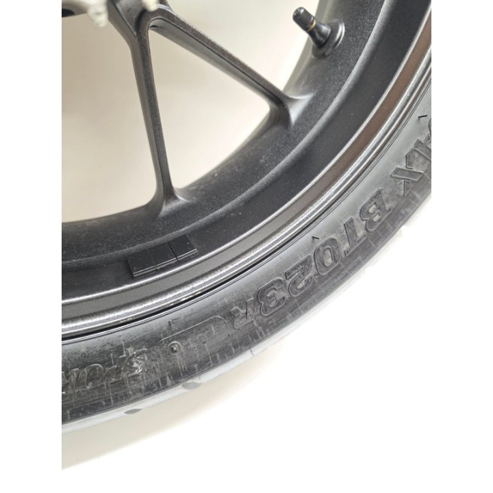 Honda CBR 500 R (16-19) KOŁO OPONA FELGA TYŁ 17"X4.50