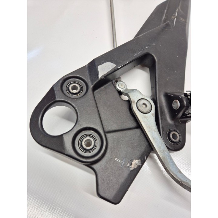 Yamaha XJ6 Diversion (09-16) SET LEWY PODNÓŻEK