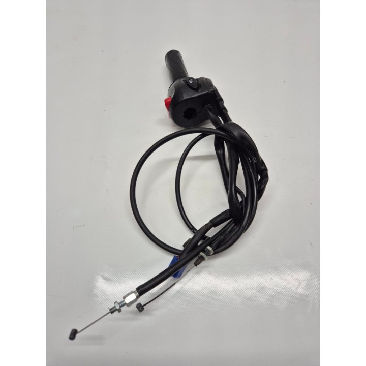 Yamaha XJ6 Diversion (09-16) PRZEŁĄCZNIK PRAWY ROLGAZ LINKI