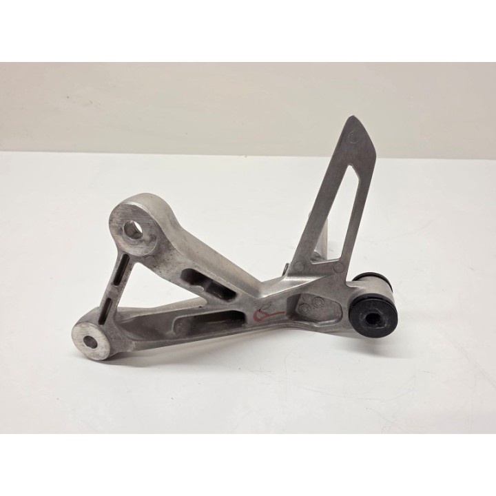 Honda CBR 500 R (16-19) SET PODNÓŻEK PASAŻERA PRAWY