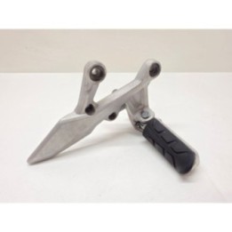 Honda CBR 500 R (16-19) SET PODNÓŻEK KIEROWCY PRAWY