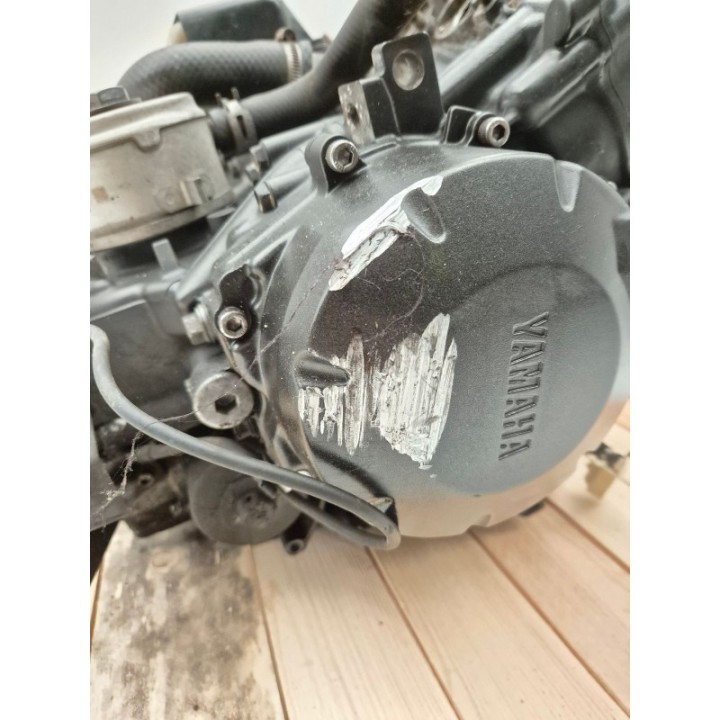 Yamaha XJ6 Diversion (09-16) SILNIK