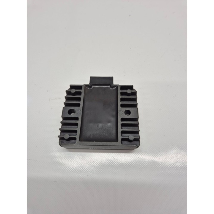 Yamaha XJ6 Diversion (09-16) REGULATOR NAPIĘCIA