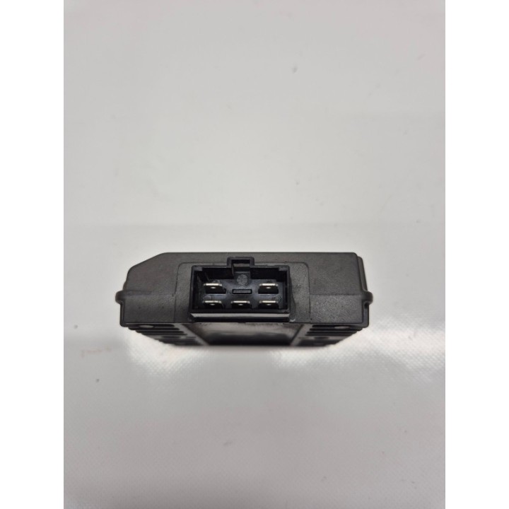 Yamaha XJ6 Diversion (09-16) REGULATOR NAPIĘCIA