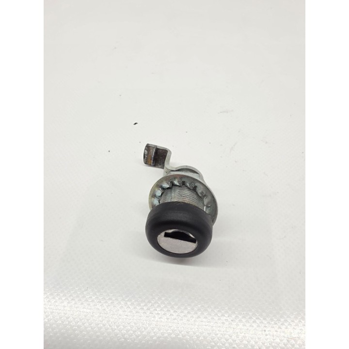 Derbi Senda 50 SM 2T (20) STACYJKA KLUCZYK ZAMEK