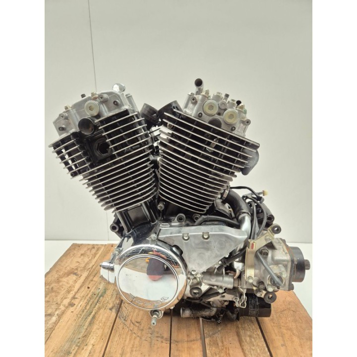 Honda VT 1100 C3 Shadow Aero (98-02) SILNIK