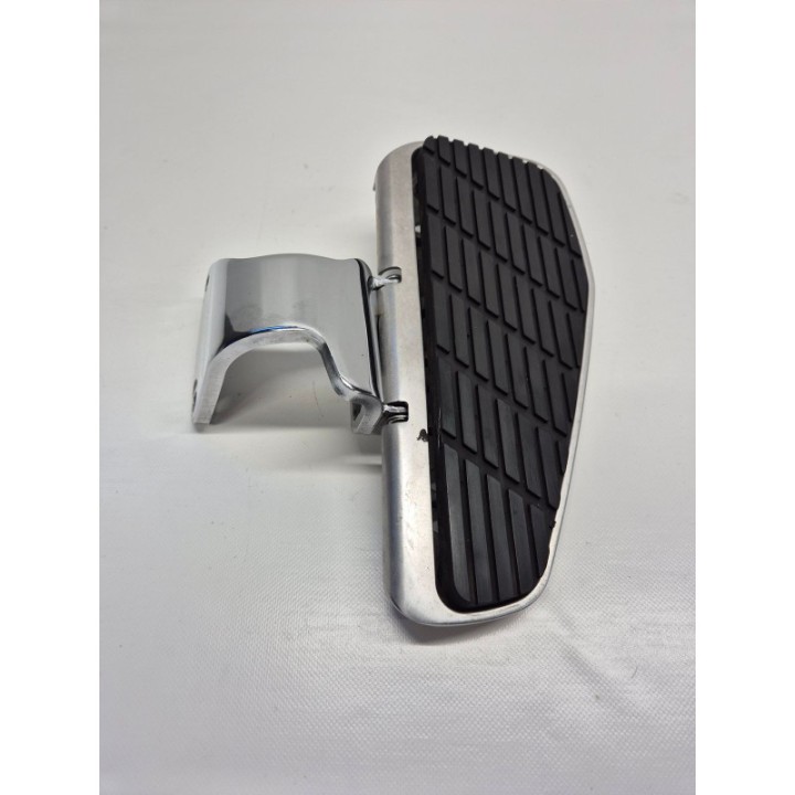 Honda VT 1100 C3 Shadow Aero (98-02) PODNÓŻEK PODEST PRAWY PRZÓD MOCOWANIE