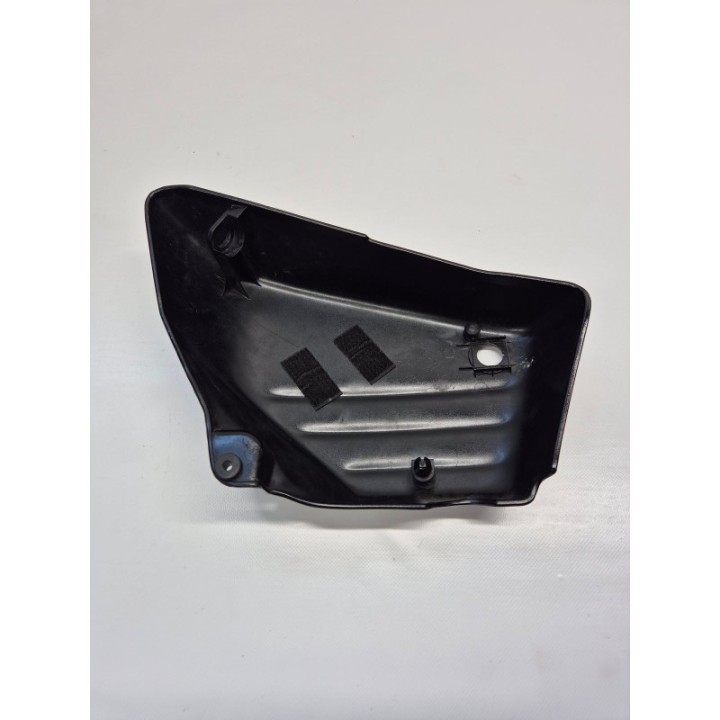 Honda VT 1100 C3 Shadow Aero (98-02) OWIEWKA OSŁONA WYPEŁNIENIE PRAWE