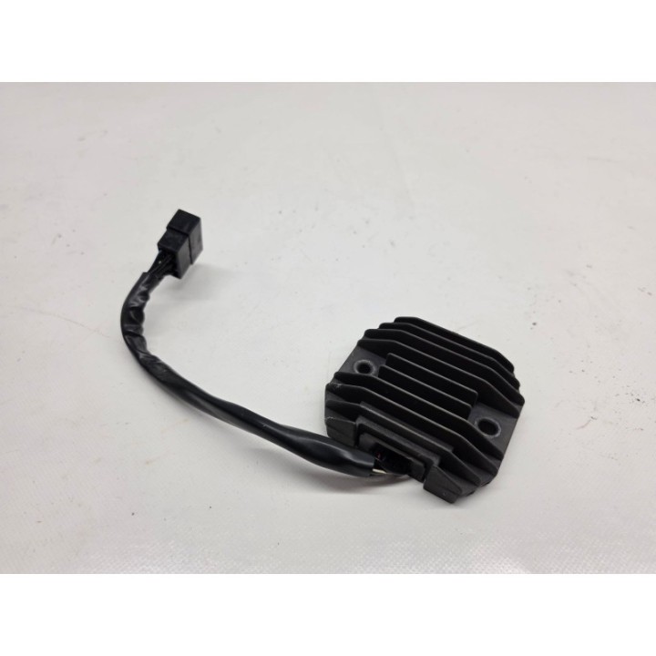 Kawasaki VN 800 Vulcan (00) REGULATOR NAPIĘCIA